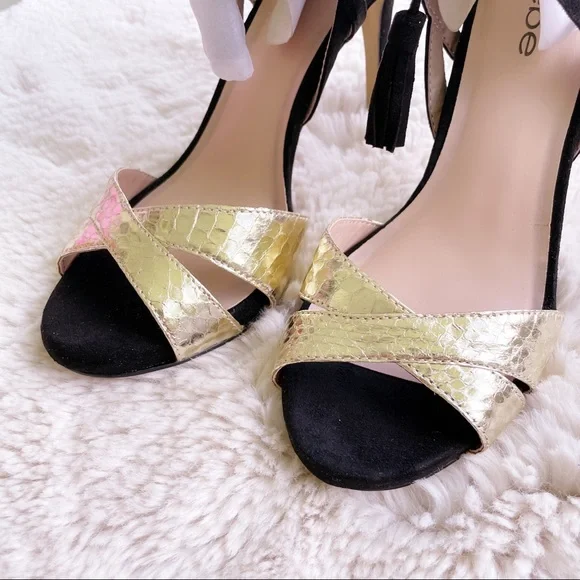 Bebe Heels SIZE 7 - Picture 5 of 15